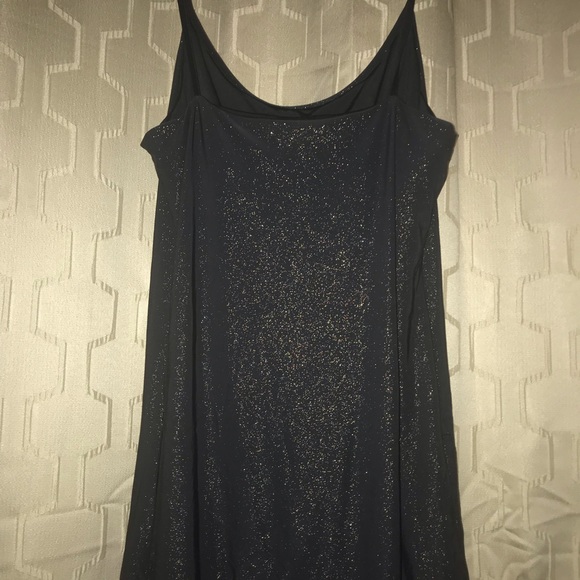 Top - Picture 3 of 3